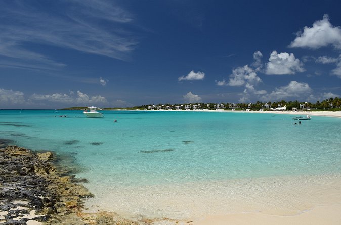 Anguilla - Discovery Speed Boat tour - Lunch and open bar: the included comforts that make the day feel smooth