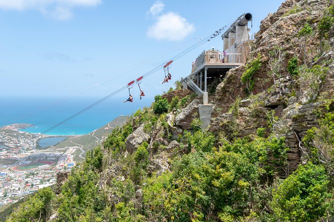 Big three-Full Experience at Rainforest Adventures St Maartin - Stop 1 at Sentry Hill: Sky Explorer and the 360-degree payoff