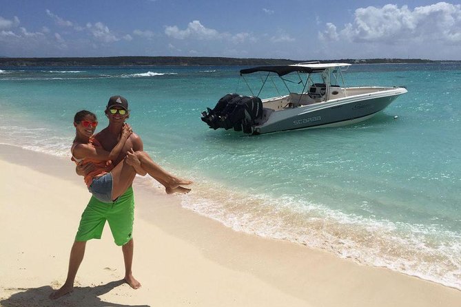 Captain Bob Speed Boat, Snorkeling, Beach Tour & Lunch St Maarten - Maho Beach: the airport jets finale you will not forget