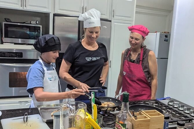 Caribbean Sip'n'Cook Cooking Class in Sint Maarten - Inside Creole Culinary Classroom: Hands-On Without the Fancy-Nonsense