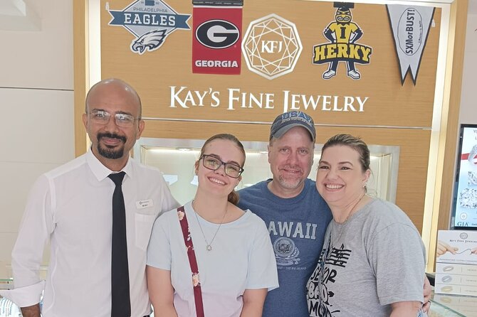 Champagne and Diamond Shopping Experience in St Maarten - Value Check: Is $25 Worth It for a Diamond Store Visit?