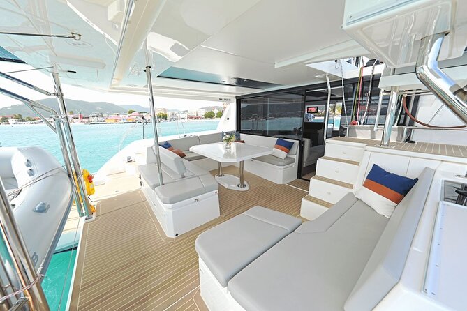 Don't Worry - Private Catamaran Cruise Sint Maarten Full Day Tour - What’s actually included on board (and what you must bring)