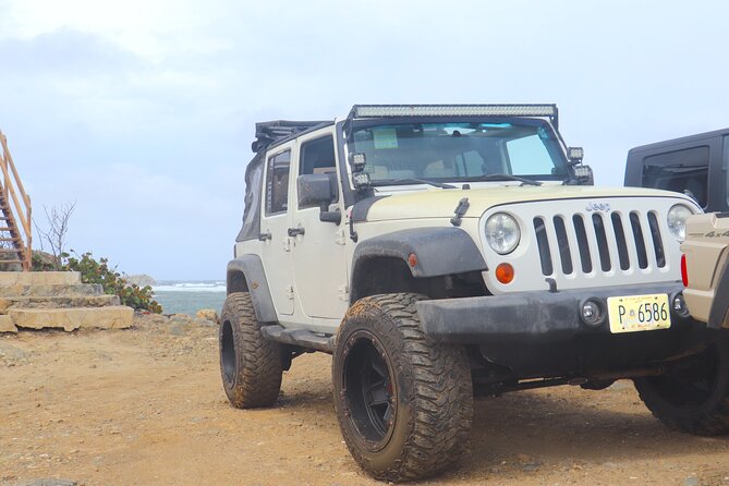 Jeep Wrangler Rental - Top up or top down: comfort control in real island weather
