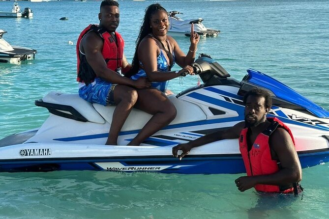 Jet Ski Rental & Beach in St.Maarten + Beach Chairs - Jet ski + beach chairs in Great Bay: what you’re really booking