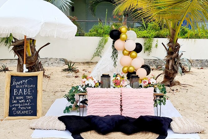 Luxury Private Picnic in Paradise Beach - Food and wine: where the experience gets its praise