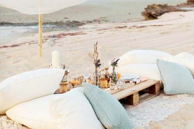 Luxury Private Picnic in Paradise Beach - Where it happens: Philipsburg’s beach rhythm