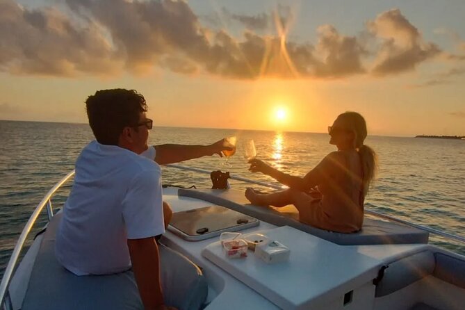 Private Boat Charter St Maarten / St Martin - Where you meet and how your day actually runs