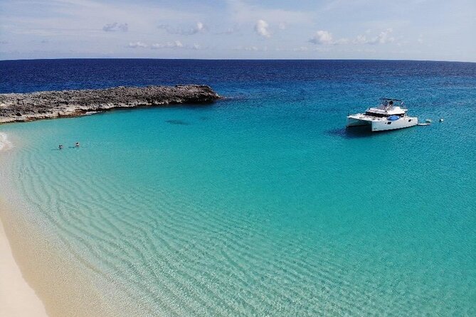 Private Full Day Boat Tour in St-Maarten - St. Maarten by private catamaran: what you’re really buying