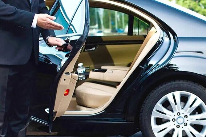 Private One-way Airport Transfer St Maarten Airport To St Maarten - Why This 15-Minute Transfer Can Save You a Lot of Stress