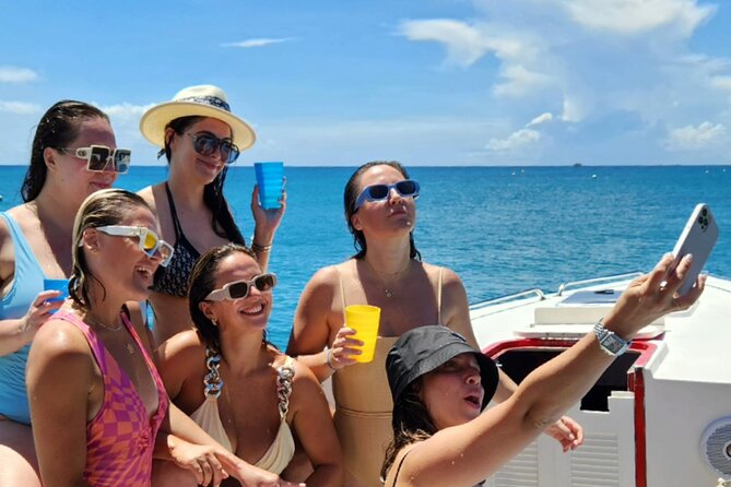 Private Speed Boat Charter in St Maarten & Nature Reserve - Meeting in Cole Bay and starting fast