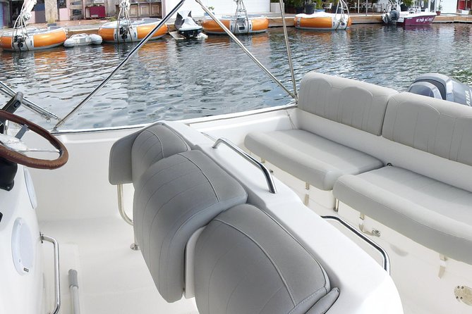 Rent White Shark 265 - Creole Rock and Tintamarre Island: scenic stops that fit a private pace