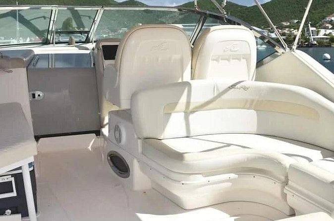 Sea Ray Sundancer Luxury Private Boat Charter - Lunch strategy: a restaurant stop you actually choose