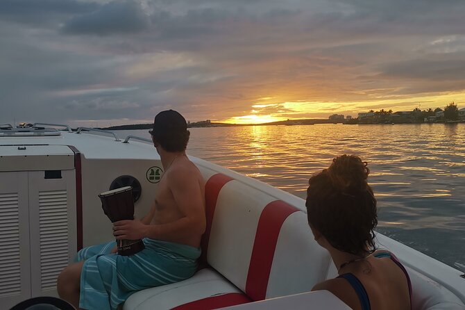 Sint Maarten Private Sunset Cruise - Meeting at Powerboat Adventures: Location and the 5 pm Start