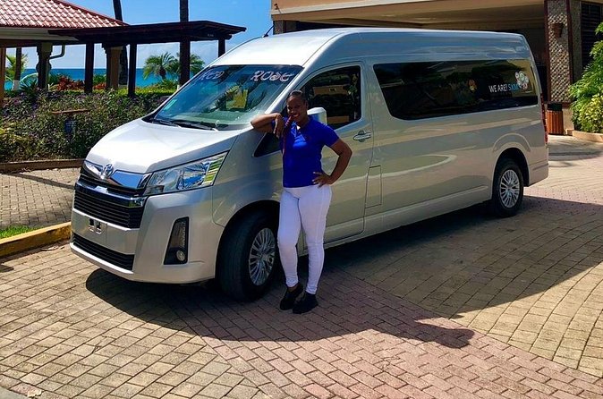 St.Maarten Airport Pick Up Taxi Service - Who this pickup suits best (and who might skip it)