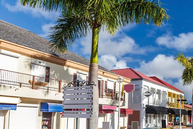 St Maarten Excursion: Island Sightseeing + Beach & Shopping. - Getting oriented at Philipsburg: what the day feels like