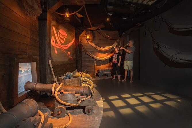 St Maarten Family Deluxe Tour - Fort Louis on the French side: the view stop you’ll remember