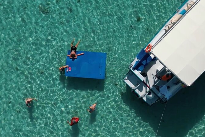 St Maarten Motorboat Cruise: Long Bay, Creole Rock and Tintamarre Island - Setting Off From Simpson Bay on the Santino (and Why the Boat Size Matters)
