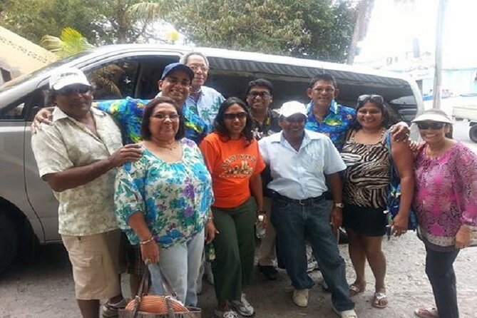 St Maarten Private Airport Transfer - What to expect in the car: comfort basics that matter