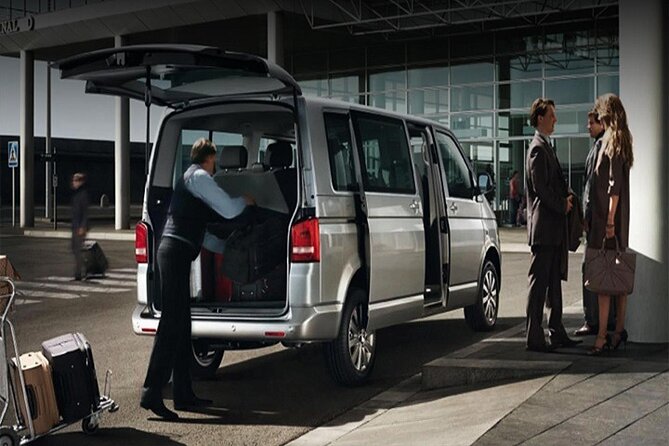 St. Maarten Private RED CARPET Airport pick up and transfers - Should You Book This Private Red Carpet Transfer?