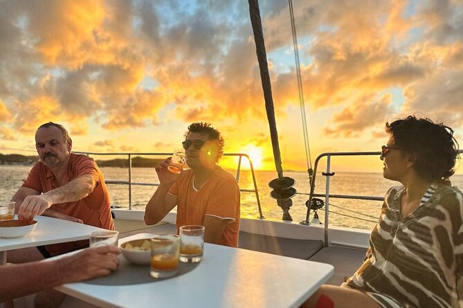 St Martin Gd-Case: Private day in all inclusive catamaran - Price and value: $3,012.40 per group can be fair when you fill the boat