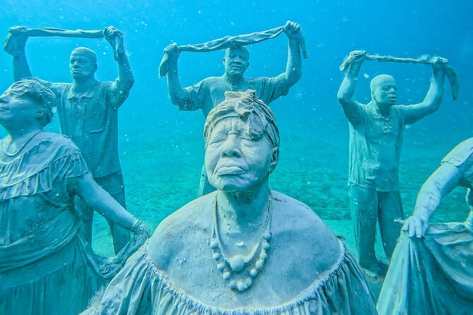 The Original Underwater Sculpture Park Snorkel Tour - Gear and safety floats: the comfort advantage for most people