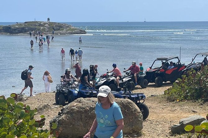 Transportation Services in St Maarten - The Ride Itself: Clean Vehicle, Comfort, and a Friendly Tone