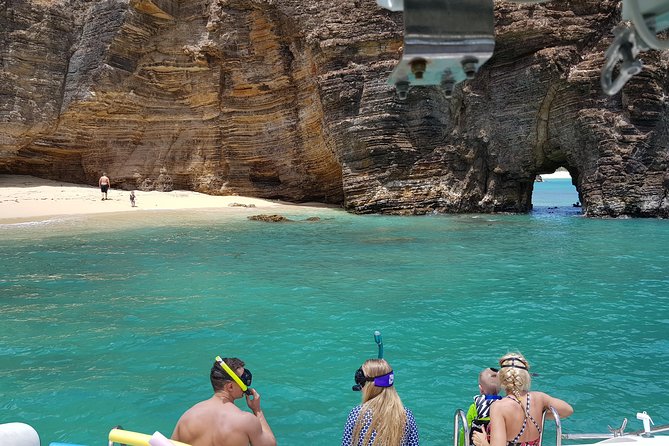 Tropical Catamaran Snorkeling, Sailing And Beach Experience - Food and Drinks: BBQ Lunch on a Moving Day